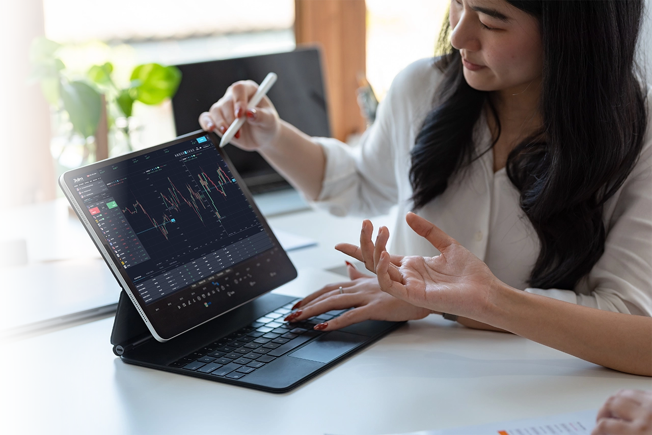 Popular stocks trading visualization